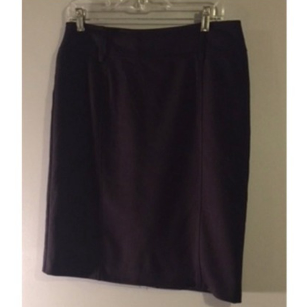 Black Knee Length Lined Skirt